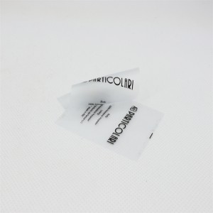 Transparent gedruckte Versandmarke